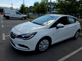 Opel Astra 1.6CDTI 2018g  Хубава, снимка 2