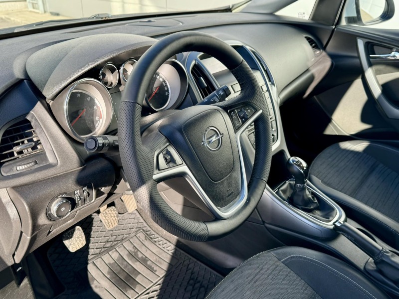 Opel Astra 1.6D, снимка 10 - Автомобили и джипове - 43524385