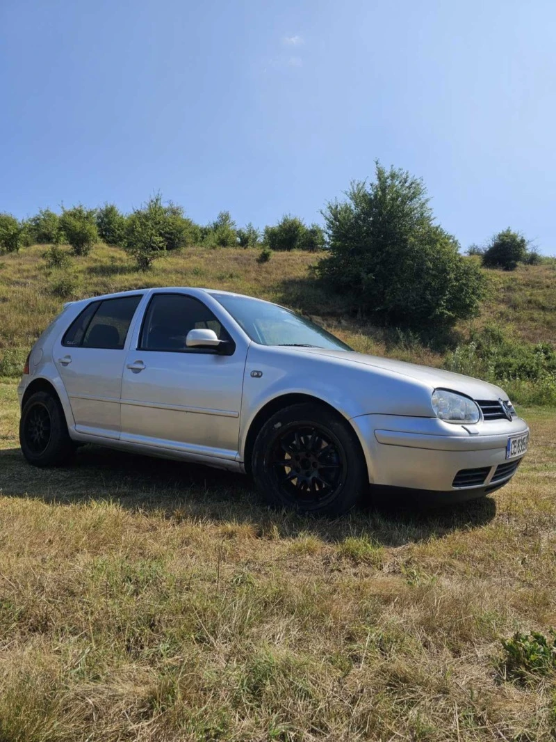 VW Golf GTI 1.8T, снимка 6 - Автомобили и джипове - 47598352