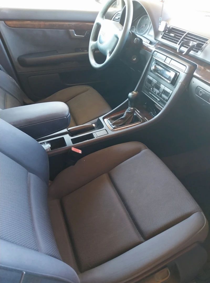 Audi A4, снимка 9 - Автомобили и джипове - 47681276