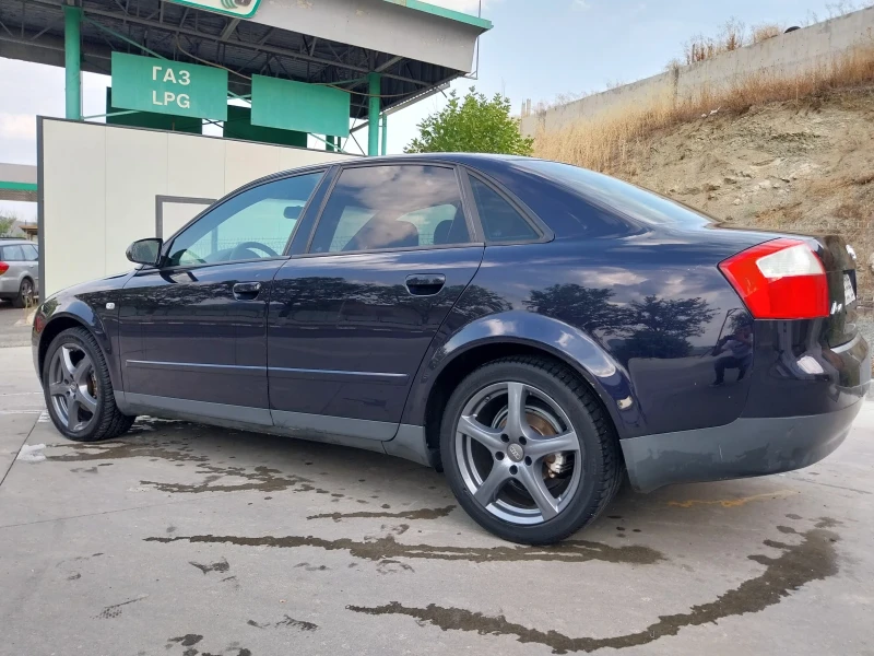 Audi A4, снимка 5 - Автомобили и джипове - 47681276