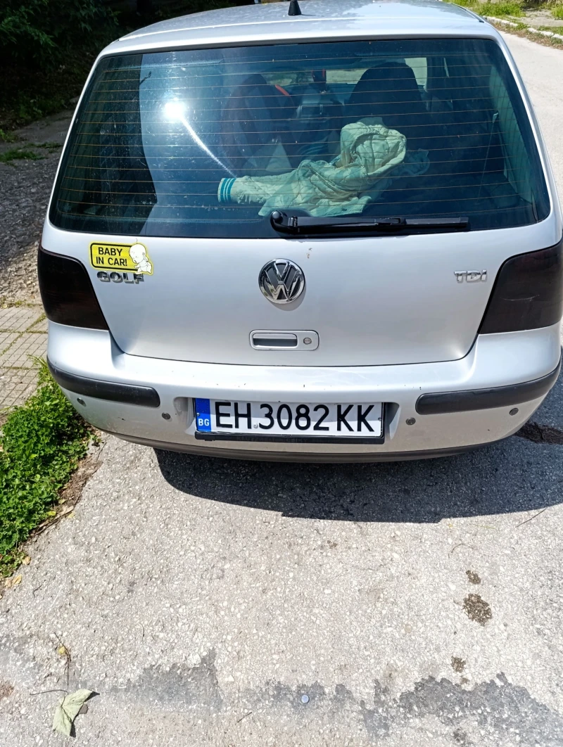 VW Golf 1.9 TDI, снимка 2 - Автомобили и джипове - 50306662