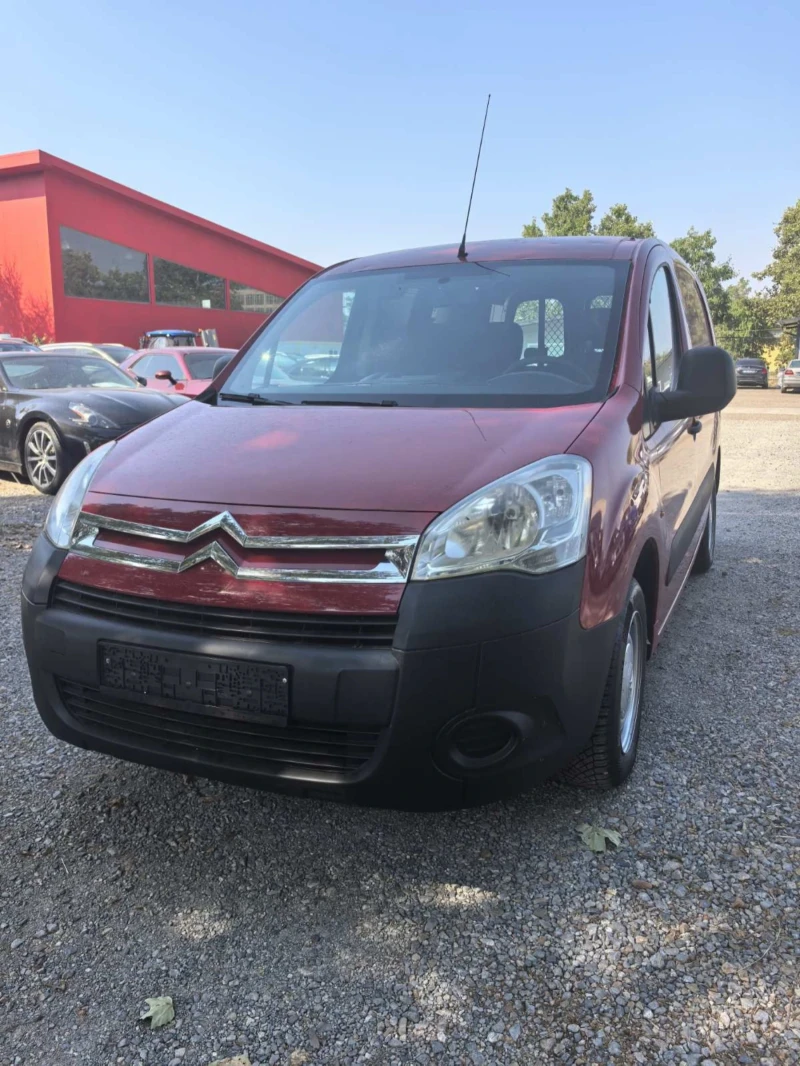 Citroen Berlingo 90 к.с.- 3 места, макси база. Клима. , снимка 3 - Автомобили и джипове - 51199387