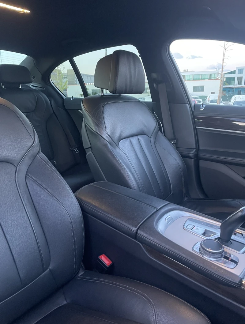 BMW 730 седан, снимка 4 - Автомобили и джипове - 52854455