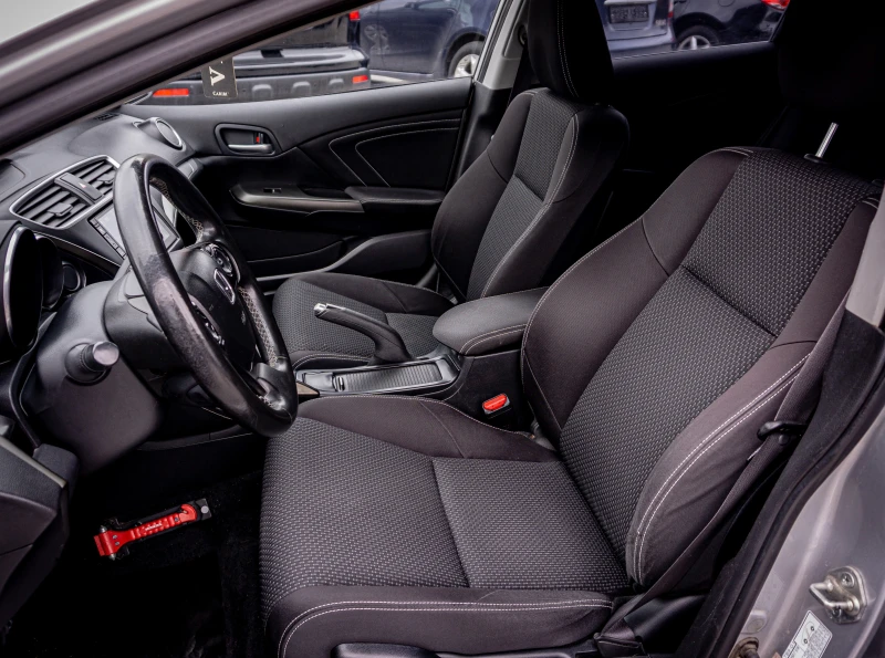 Honda Civic 1.6D Facelift | С ГАРАНЦИЯ!, снимка 10 - Автомобили и джипове - 52320736