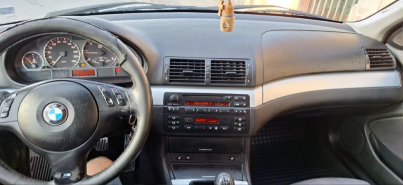 BMW 330 E46, снимка 4 - Автомобили и джипове - 52637763