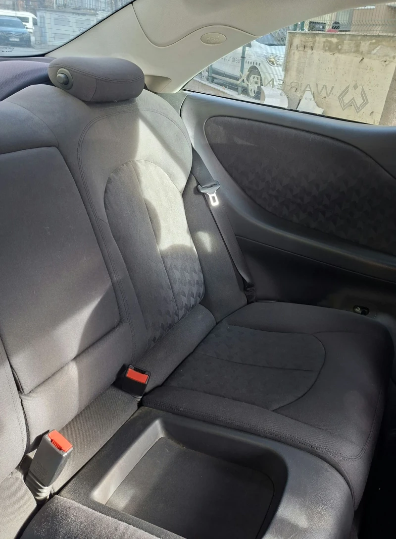 Mercedes-Benz CLK 200 compressor , снимка 9 - Автомобили и джипове - 52971873