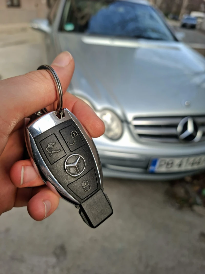 Mercedes-Benz CLK 200 compressor , снимка 15 - Автомобили и джипове - 52971873