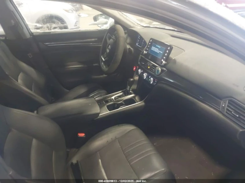 Honda Accord 1.5L I-4 DI, DOHC, VVT, TURBO, 192HP Front Wheel, снимка 10 - Автомобили и джипове - 53482509