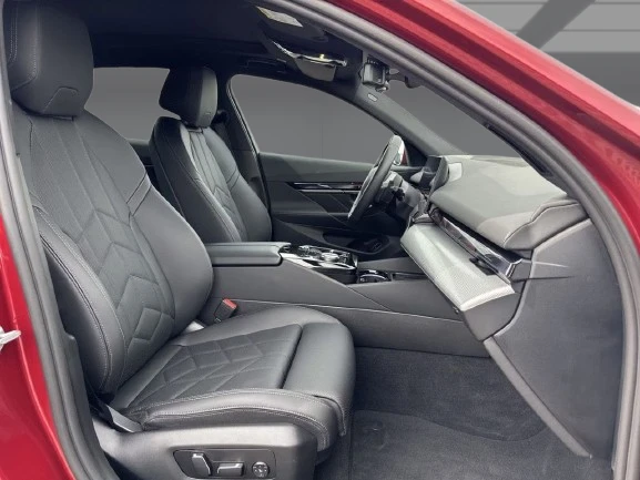 BMW 520 i = M-Sport = Гаранция, снимка 10 - Автомобили и джипове - 55890123