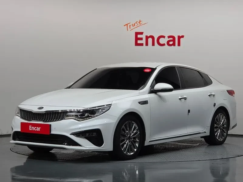 Kia K5 2.0 NOBLESSE ОБДУХВАНЕ| ПОДГРЕВ| НАВИГАЦИЯ