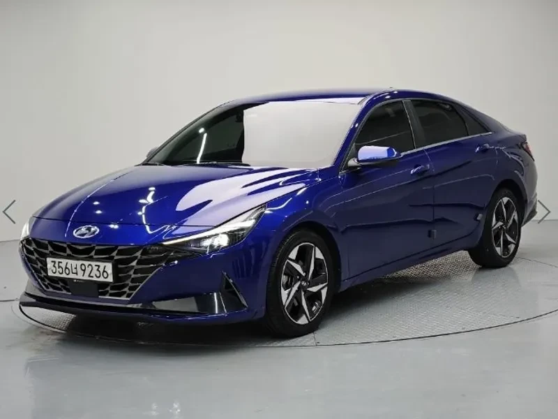 Hyundai Elantra  1.6 Inspiration, снимка 2 - Автомобили и джипове - 56719546