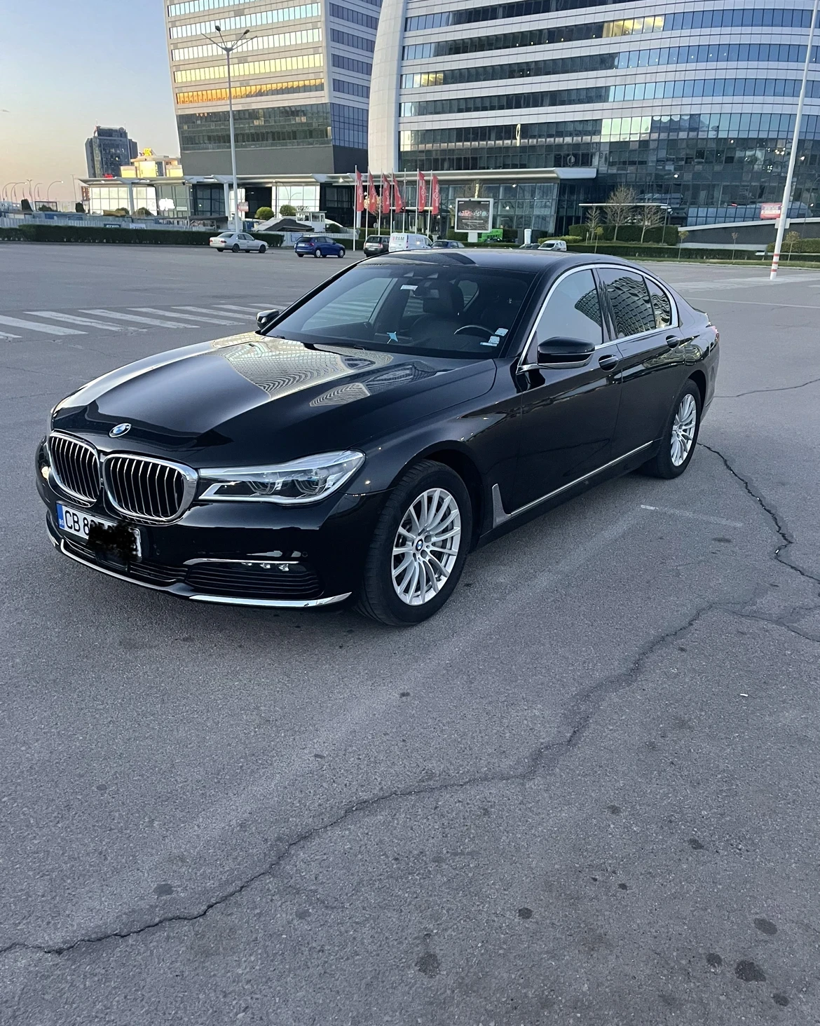 BMW 730 седан, снимка 1