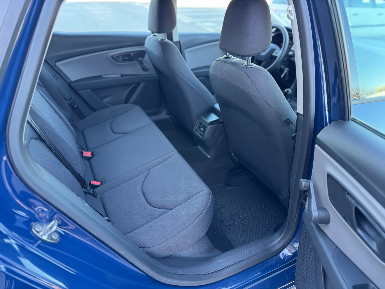 Seat Leon 1.6TDI-116-2019-EURO6 | Mobile.bg — изображение 12