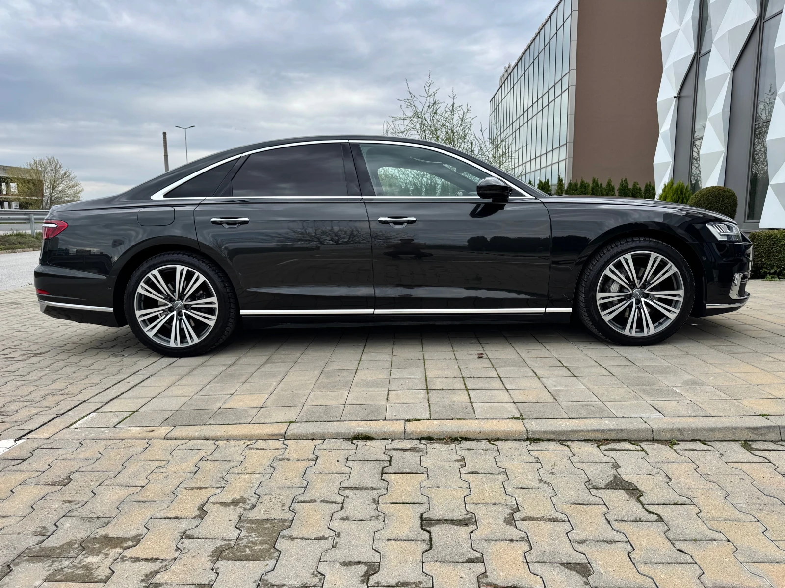 Audi A8 3TV-50TDi-LONG-B&O-МУЗИКА-HEAD-UP-МАСАЖ-360КАМЕРИ- - изображение 4