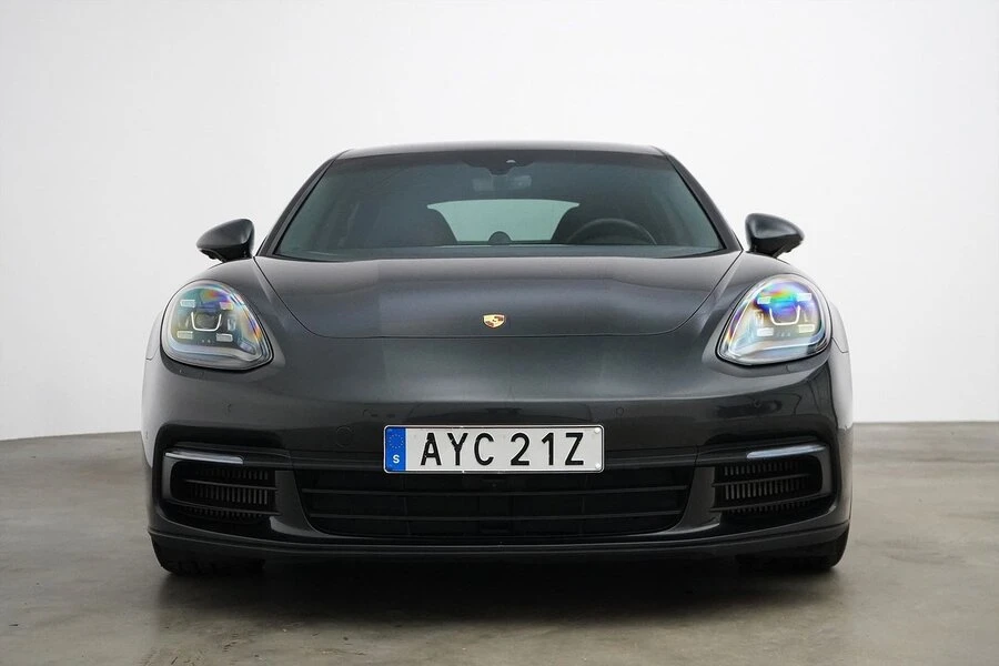 Porsche Panamera 4 E-Hybrid Bose - изображение 4