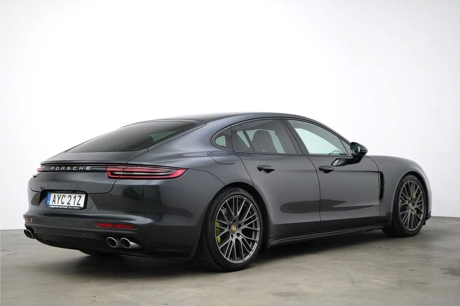 Porsche Panamera 4 E-Hybrid Bose - изображение 2