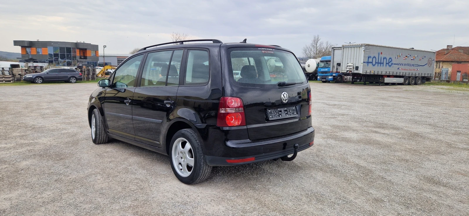 VW Touran 1.9 TDI 105 к.с.EU-4 - изображение 3