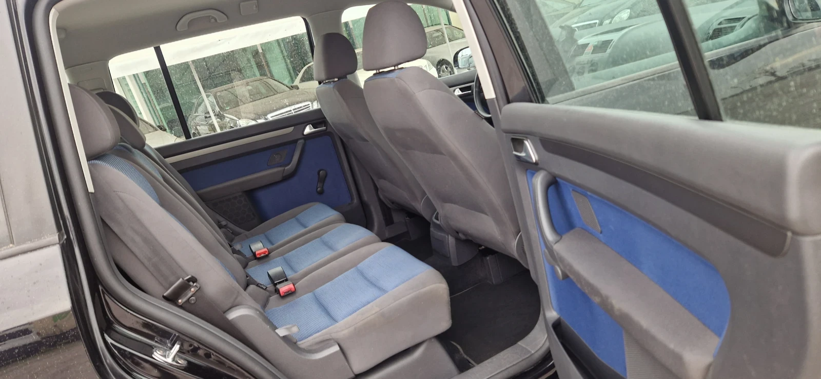 VW Touran 1.9 TDI 105 к.с.EU-4 - изображение 10