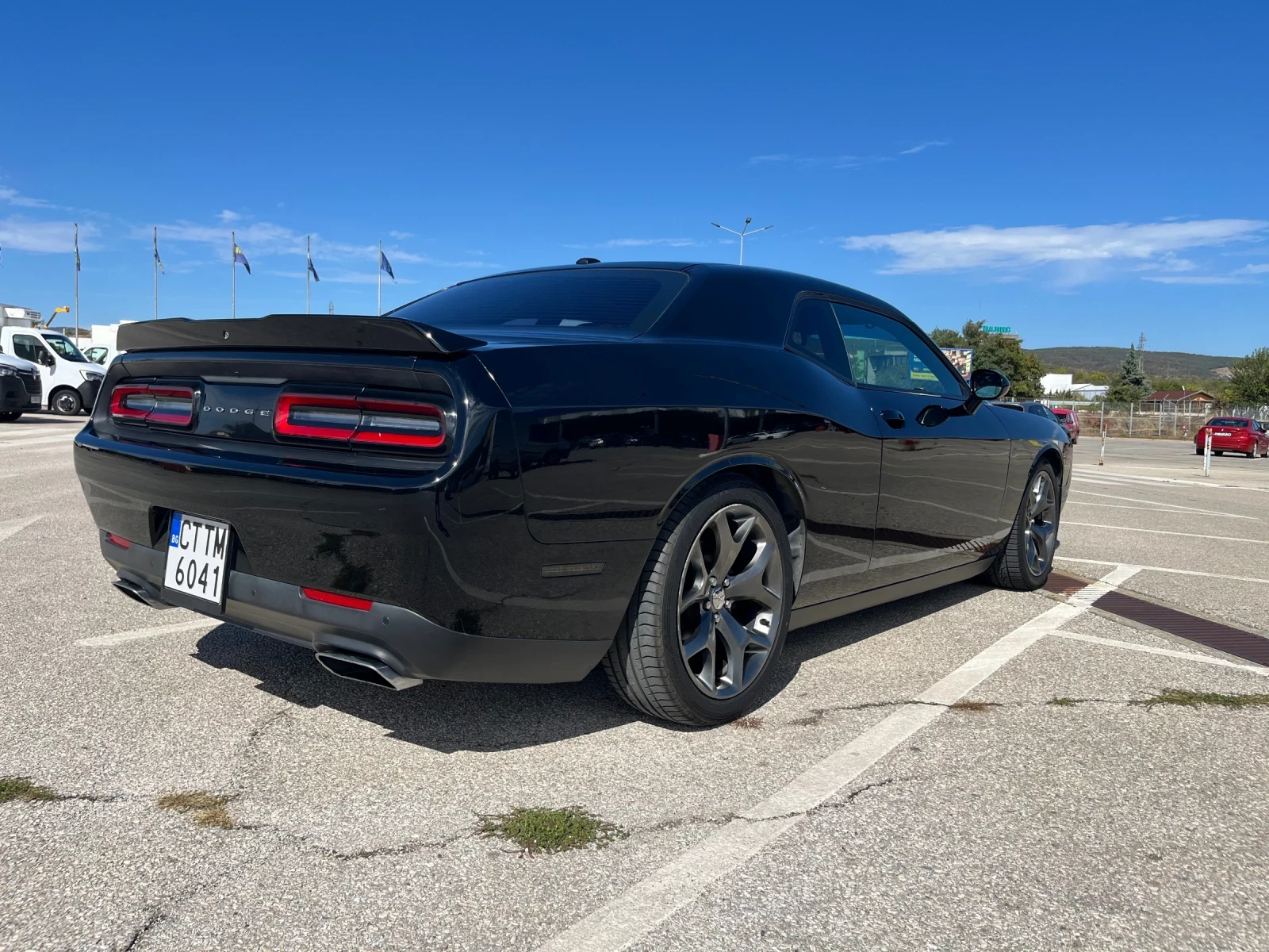 Dodge Challenger R/T 5.7 | Mobile.bg — изображение 5