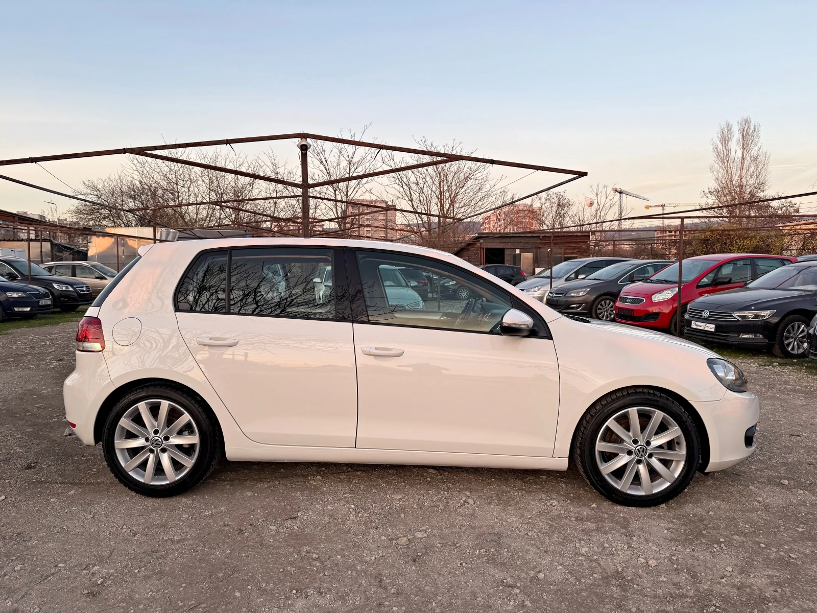 VW Golf 2.0TDI HIGHLINE EURO-5A - изображение 5