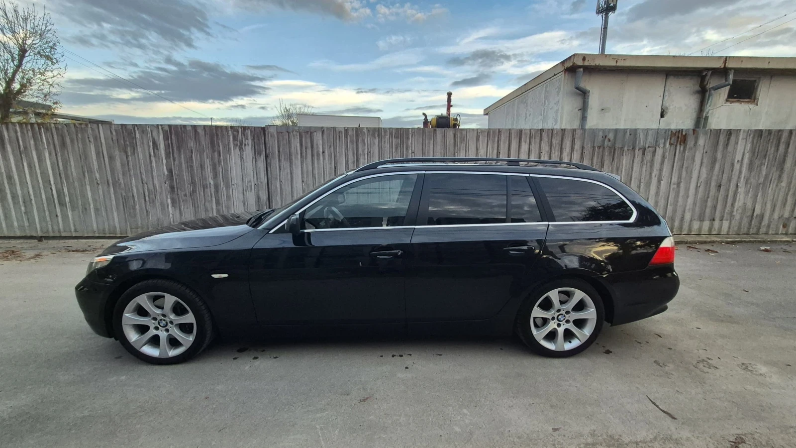 BMW 525 Xi * 4X4* ��������* ������* ������ | Mobile.bg � ����������� 3