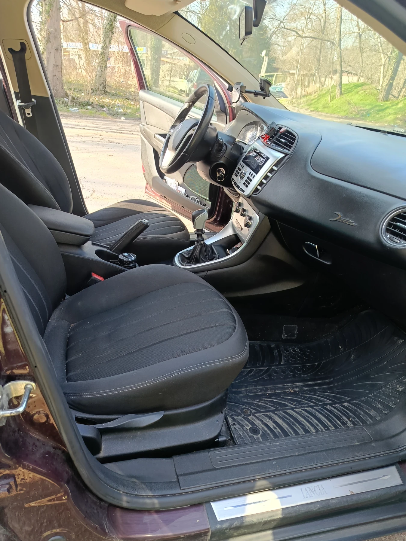 Lancia Delta 1.4 t-jet  | Mobile.bg � ����������� 8