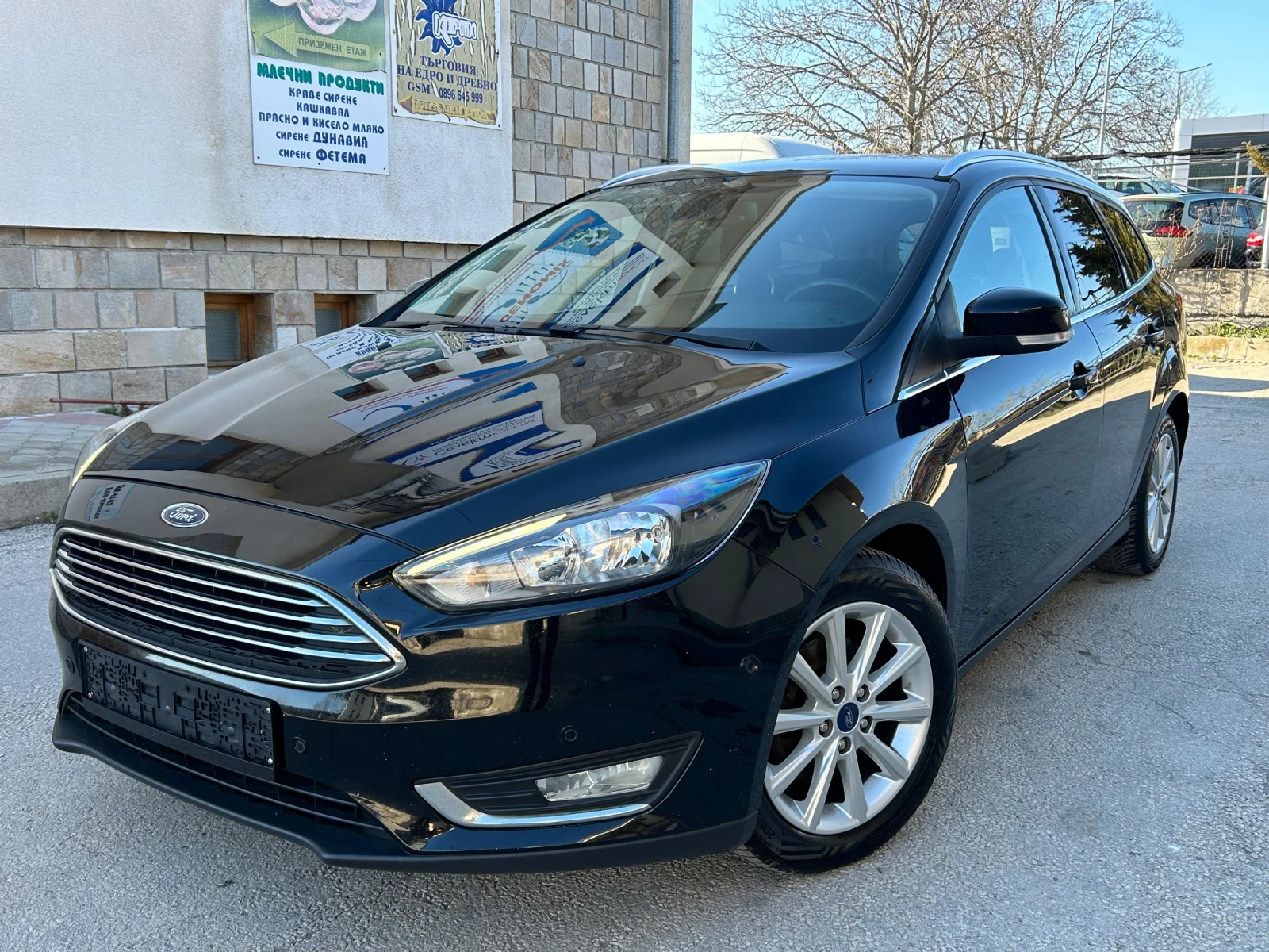 Ford Focus 1.0i LED TITANIUM 