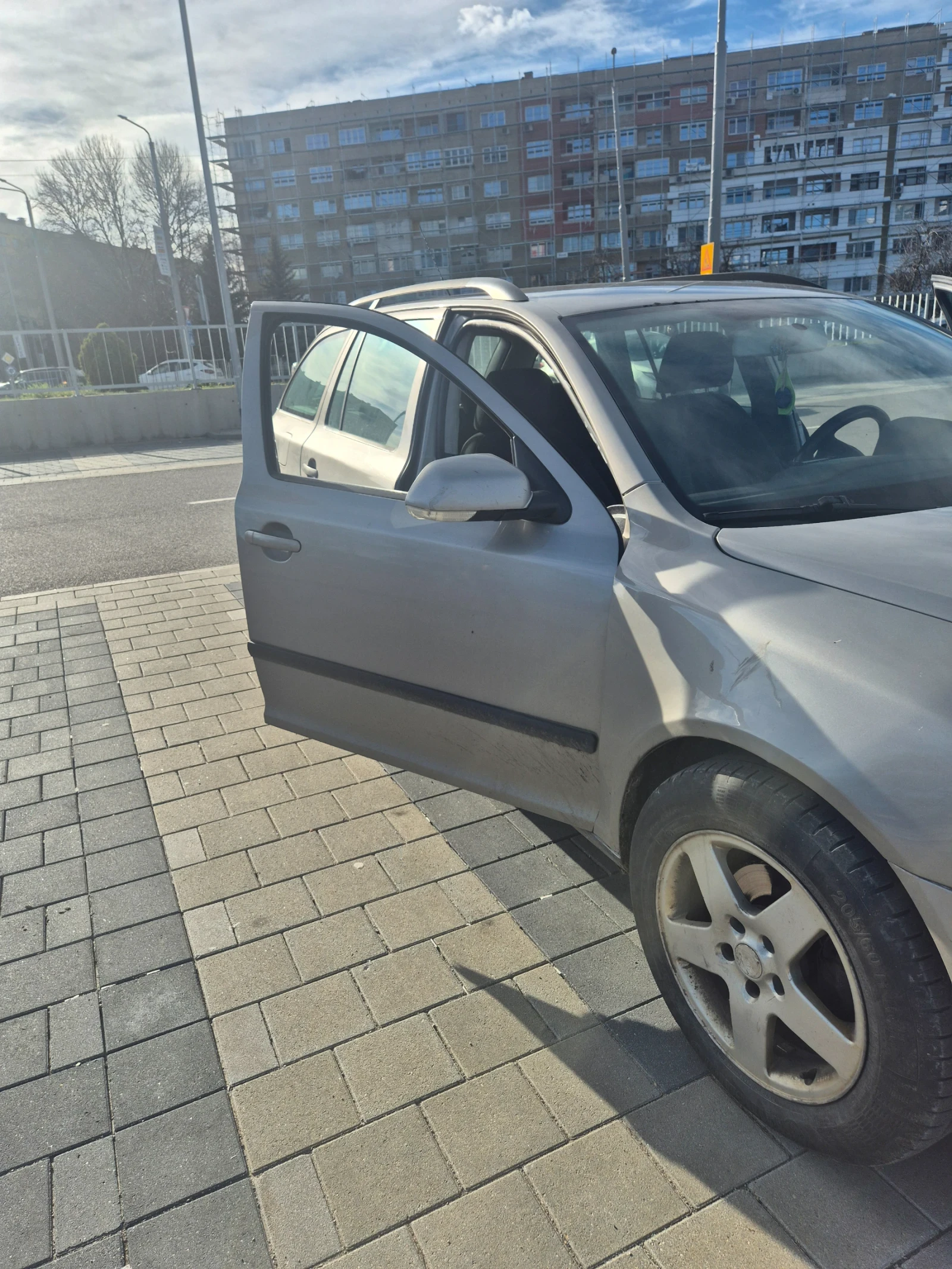 Skoda Octavia 2.0, снимка 5 - Автомобили и джипове - 54115131