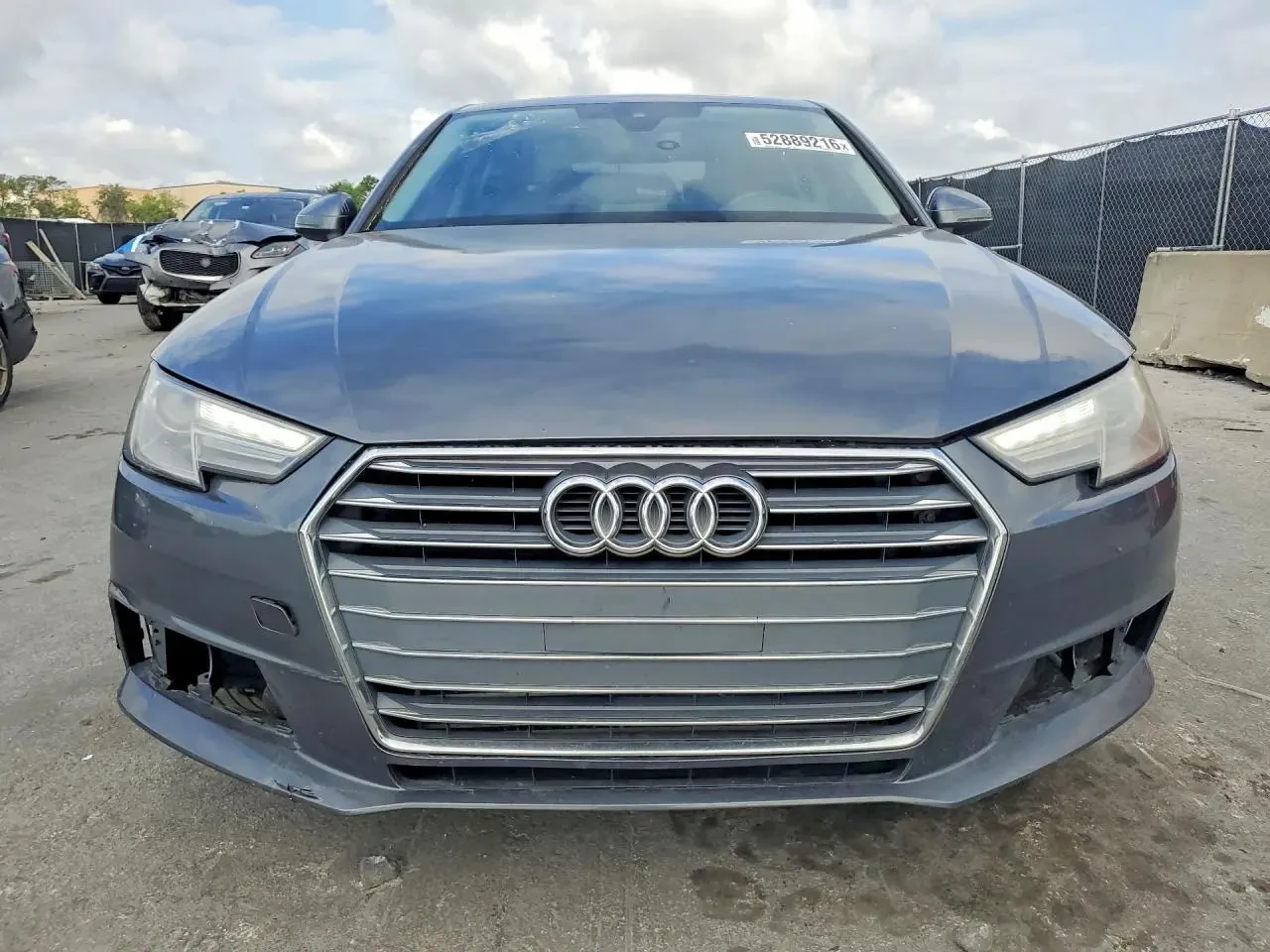 Audi A4 PREMIUM, снимка 3 - Автомобили и джипове - 54700134