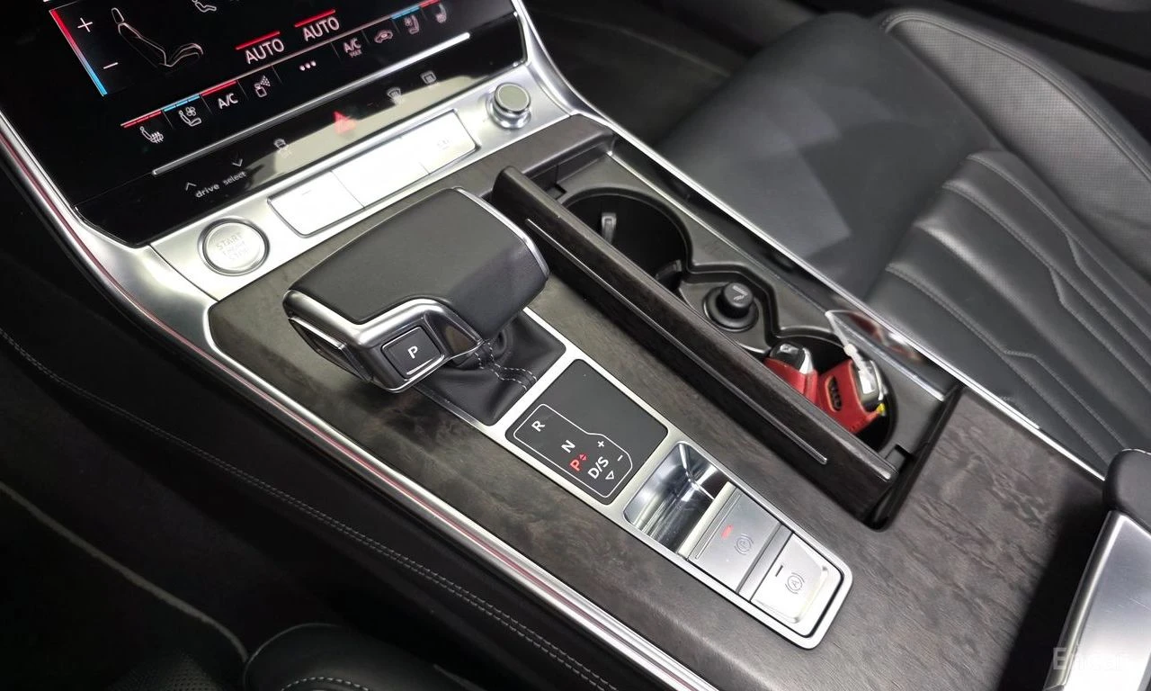 Audi A7 55TFSI* MATRIX* S* LINE* ОБДУХВАНЕ* ДИСТРОНИК* ХЕД, снимка 10 - Автомобили и джипове - 55009546