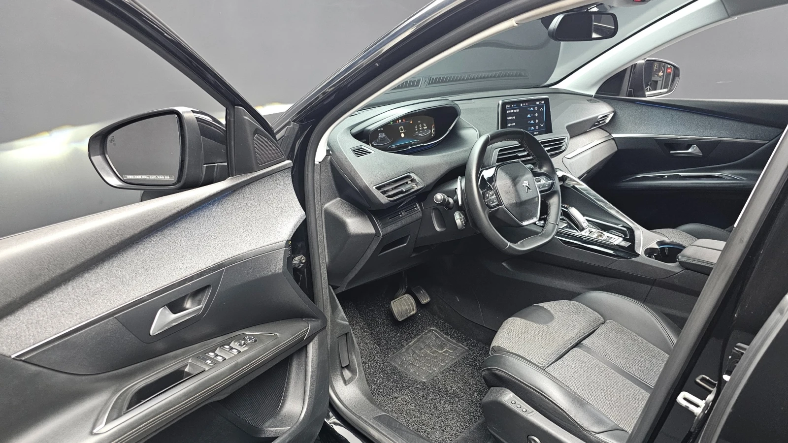 Peugeot 3008 2nd Generation 1.5 Hdi, снимка 11 - Автомобили и джипове - 55046618
