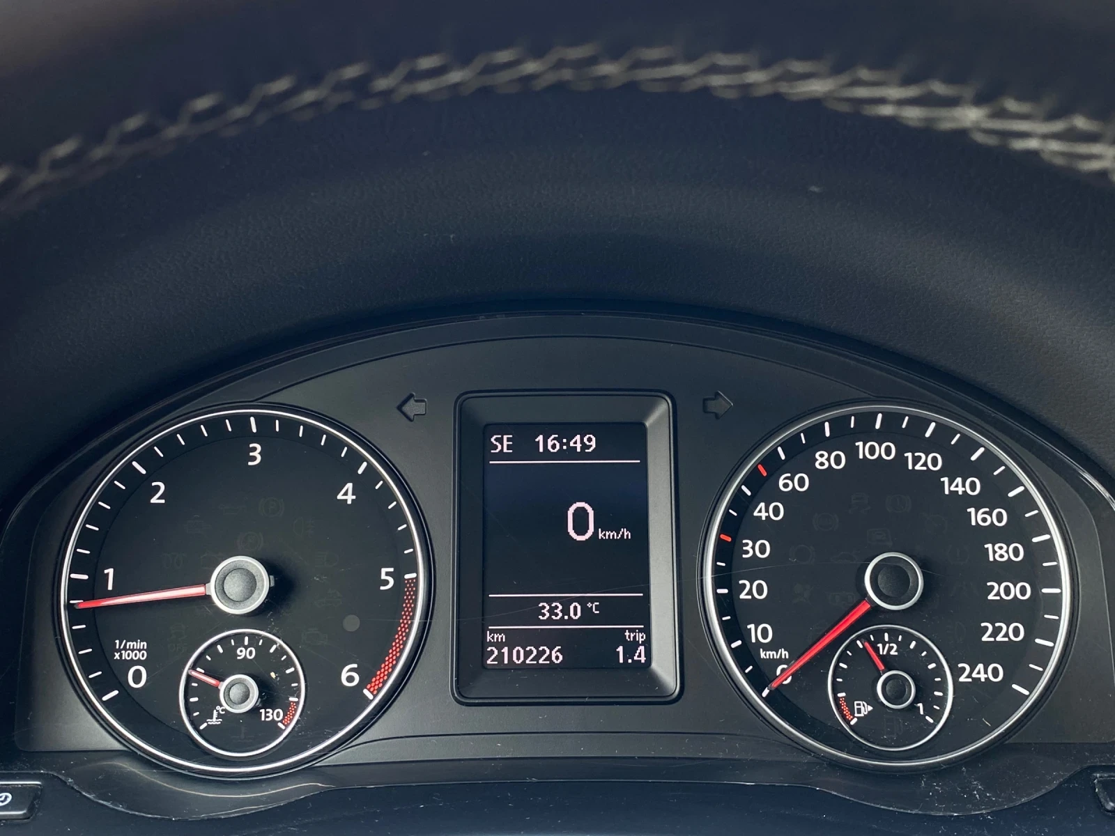 VW Golf Plus 2.0 TDI 140кс, снимка 9 - Автомобили и джипове - 55330353
