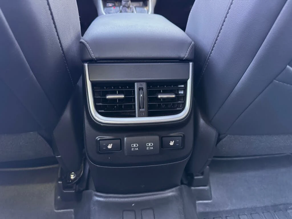Subaru Legacy * Limited* ПАНО* KEYLESS* Camera* ПОДГРЕВ* , снимка 15 - Автомобили и джипове - 55432716