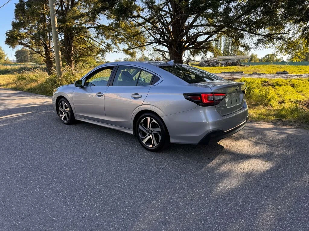 Subaru Legacy * Limited* ПАНО* KEYLESS* Camera* ПОДГРЕВ* , снимка 4 - Автомобили и джипове - 55432716