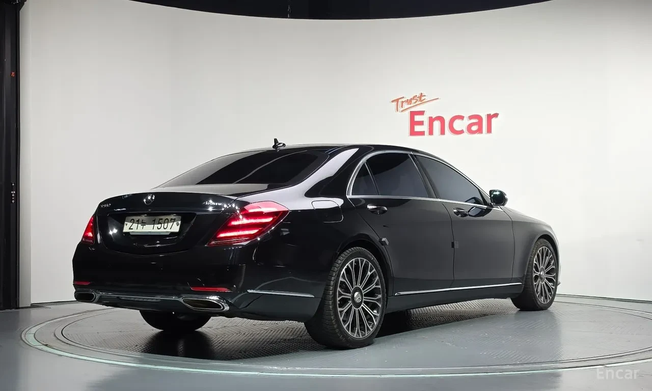 Mercedes-Benz S 560 LONG | 4MATIC | DVD, снимка 2 - Автомобили и джипове - 56128616