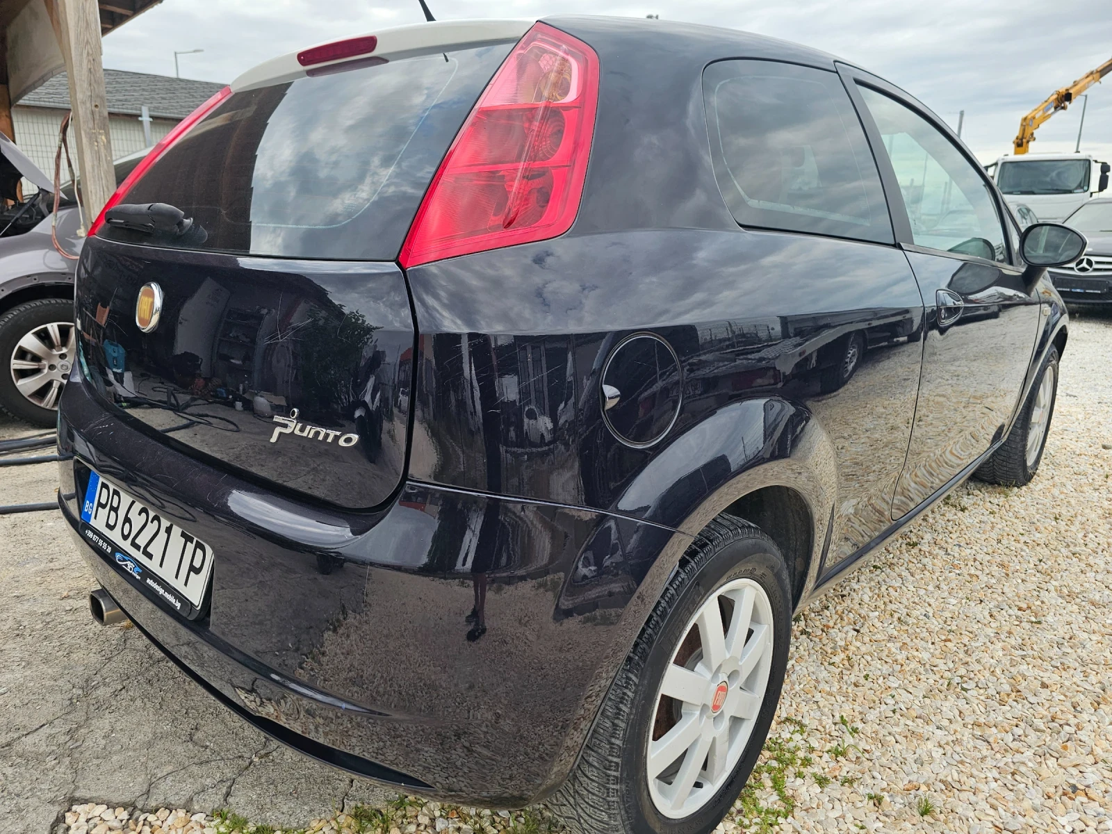 Fiat Punto 1.4/90х.км./КЛИМАТИК/АВТОМАТИК/ГАЗ/, снимка 4 - Автомобили и джипове - 56163076