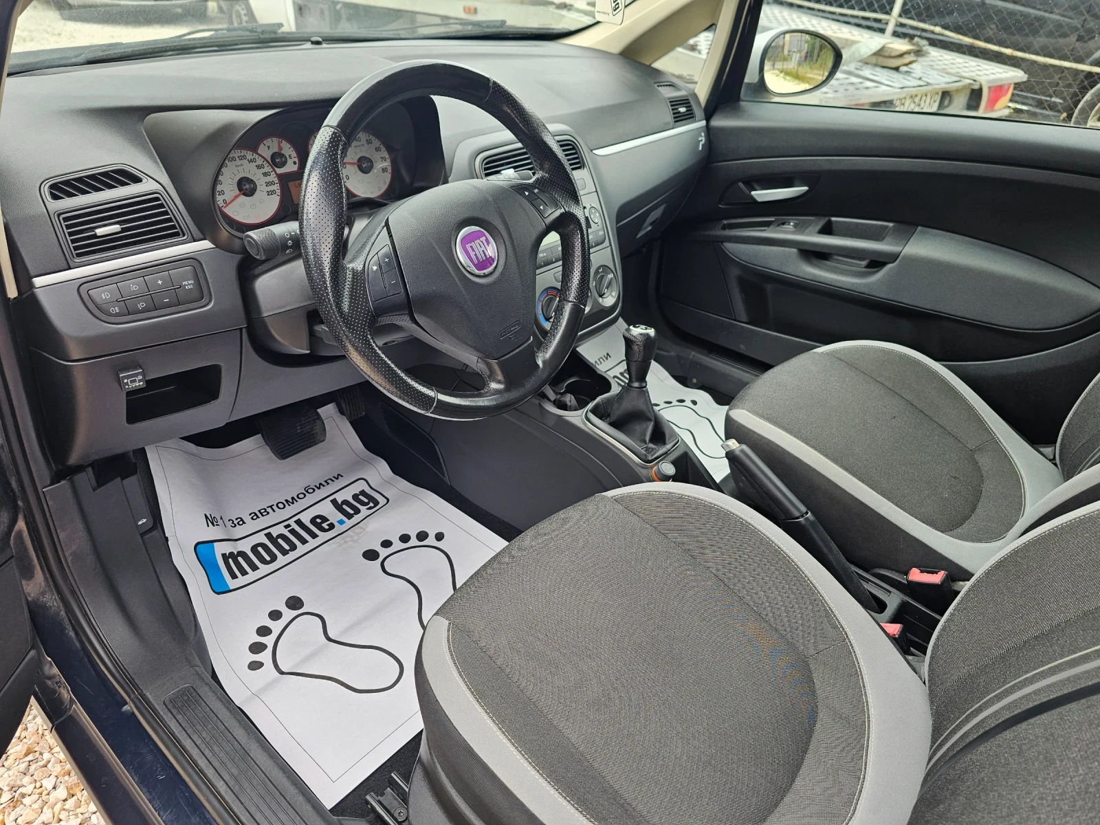 Fiat Punto 1.4/90х.км./КЛИМАТИК/АВТОМАТИК/ГАЗ/, снимка 6 - Автомобили и джипове - 56163076