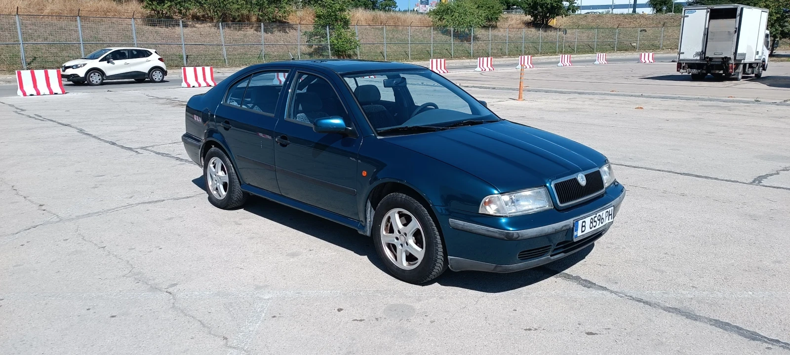 Skoda Octavia 1   1.8 20V SLX, снимка 8 - Автомобили и джипове - 56310809
