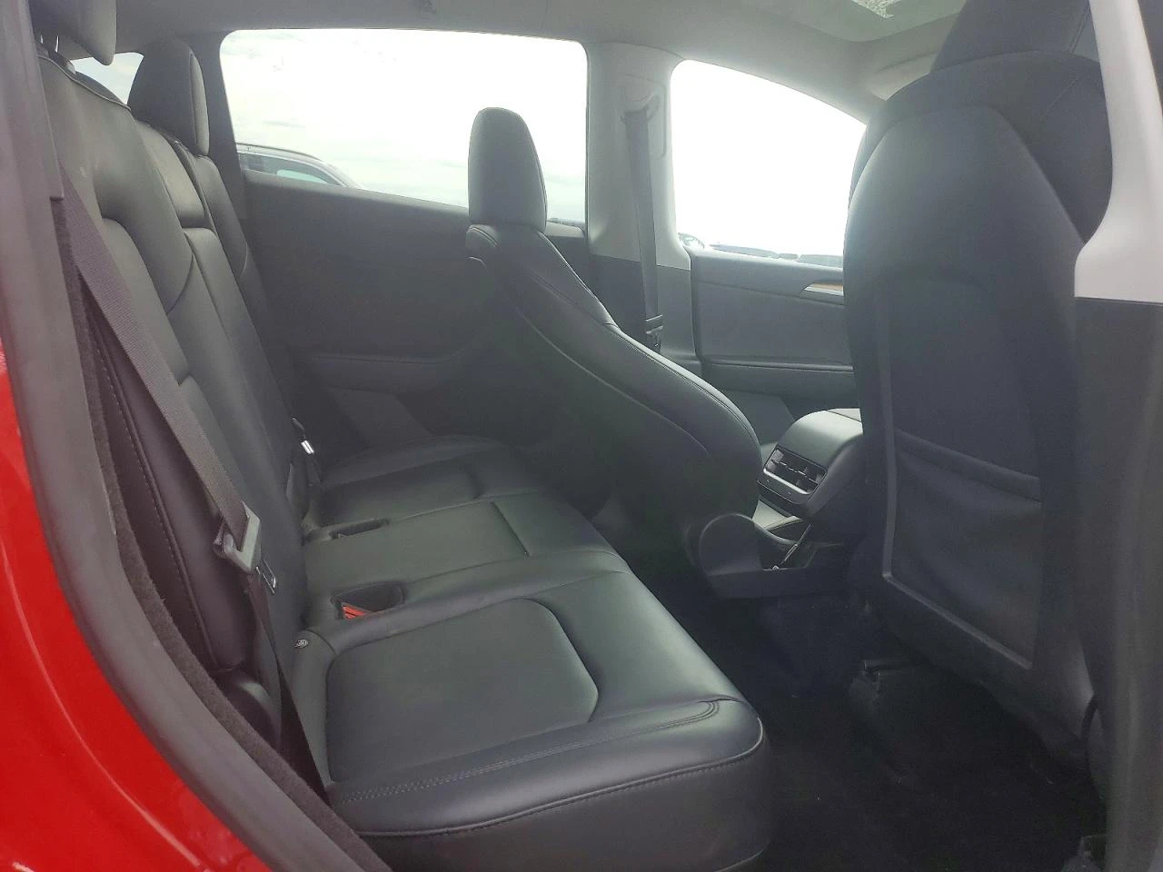 Tesla Model Y, снимка 10 - Автомобили и джипове - 56376807
