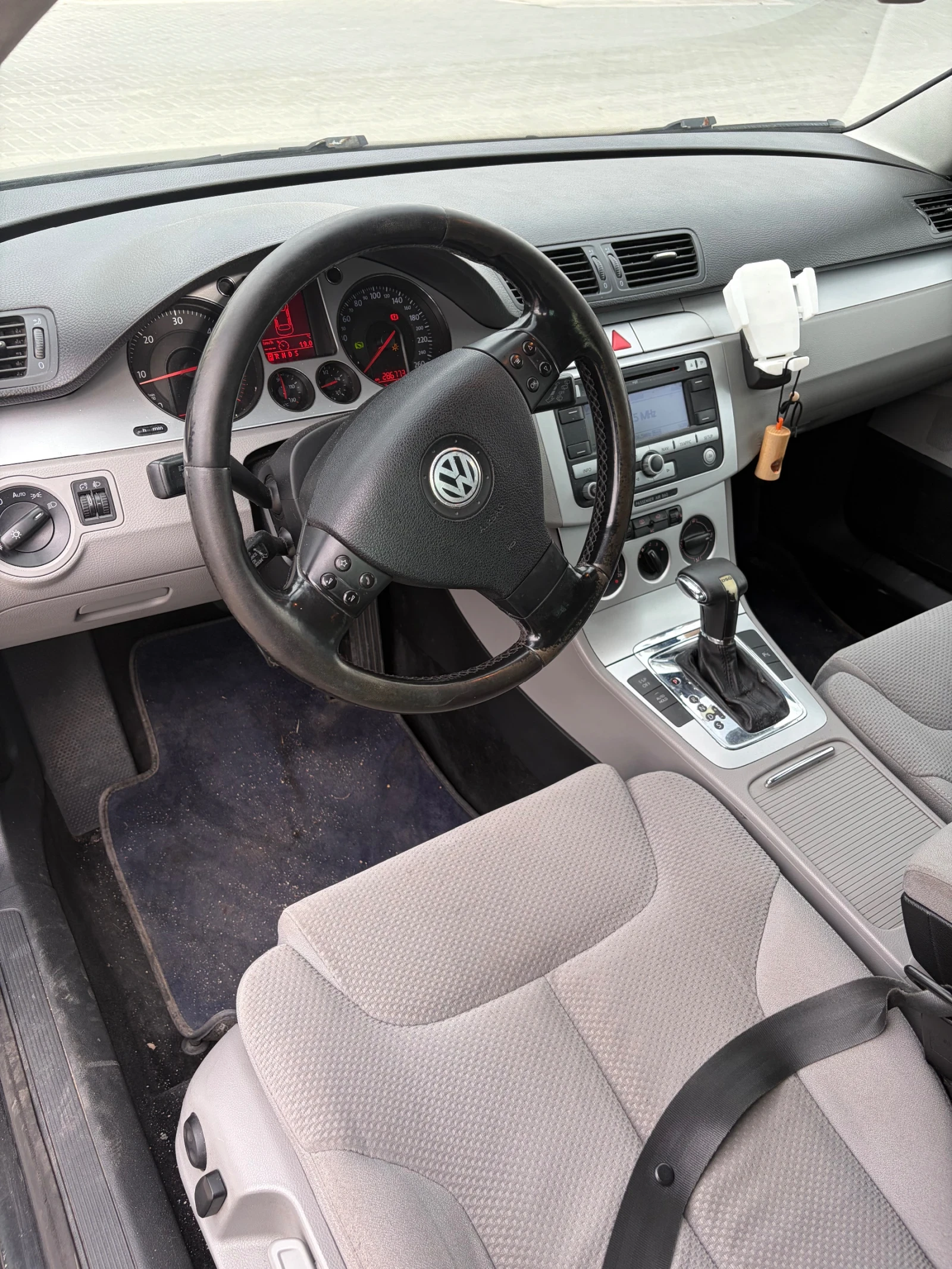VW Passat, снимка 5 - Автомобили и джипове - 56615423