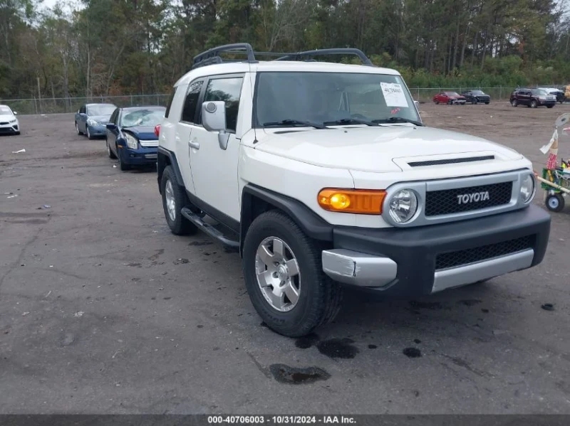 Toyota Fj cruiser, снимка 2 - Автомобили и джипове - 48317579