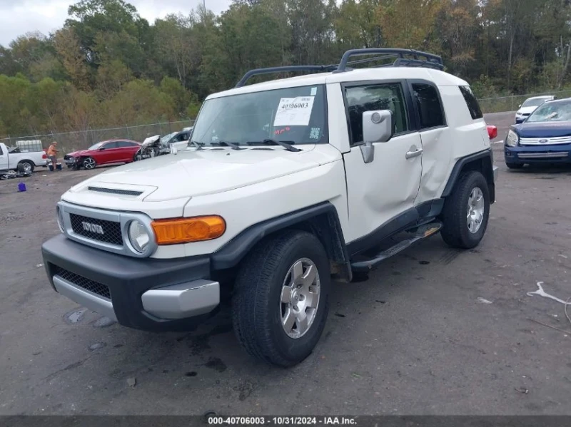 Toyota Fj cruiser, снимка 4 - Автомобили и джипове - 48317579