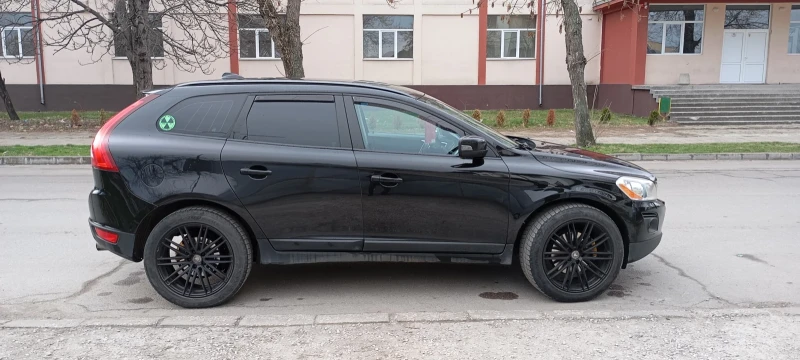 Volvo XC60, снимка 5 - Автомобили и джипове - 48936123