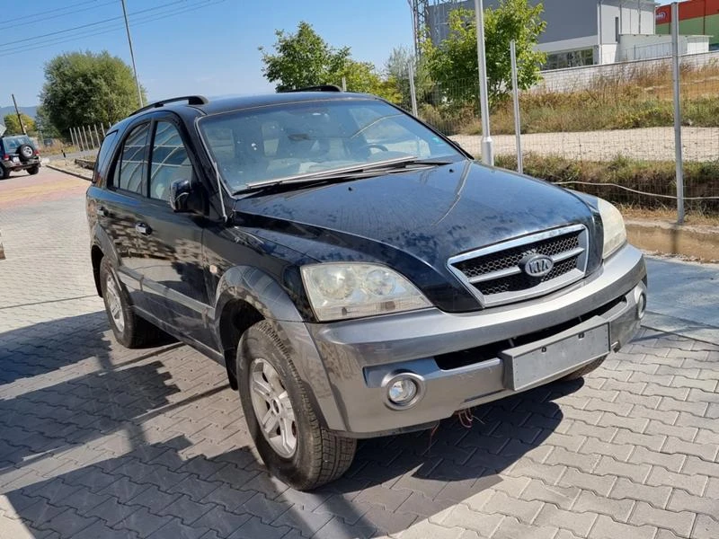 Kia Sorento 2.5 CRDI, снимка 4 - Автомобили и джипове - 34369987