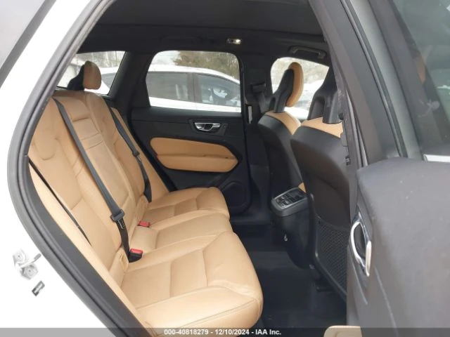 Volvo XC60 INSCRIPTION , снимка 8 - Автомобили и джипове - 48758240