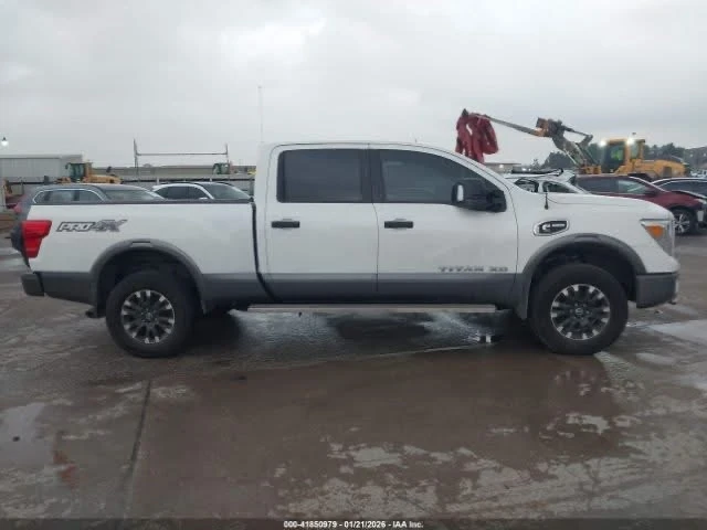 Nissan Titan crew cab XD PRO-4X DIESEL | ЦЕНА ДО БЪЛГАРИЯ | ДВА КЛЮЧА, снимка 12 - Автомобили и джипове - 53287093