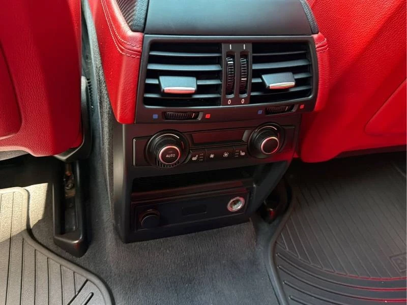 BMW X6 * AWD 4dr* CARFAX* ПОДГРЕВ* ШИБИДАХ* АВТОКРЕДИТ* , снимка 14 - Автомобили и джипове - 55999188