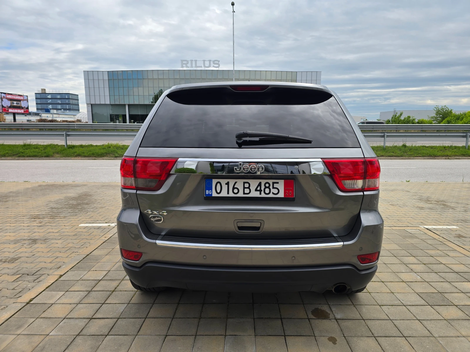 Jeep Grand cherokee 3.6-286 V6 OVERLAND SUMMIT FULL FULL - изображение 6