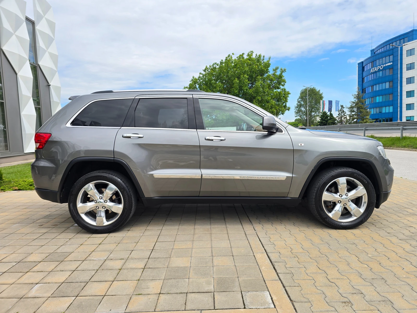 Jeep Grand cherokee 3.6-286 V6 OVERLAND SUMMIT FULL FULL - изображение 4